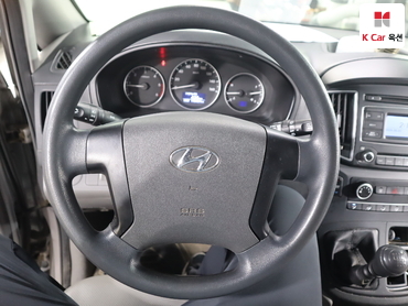 2018 - hyundai grand starex