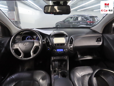 2010 - hyundai tucson