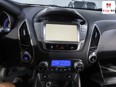 2010 - hyundai tucson