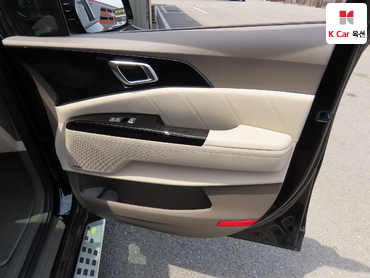 2023 - kia carnival