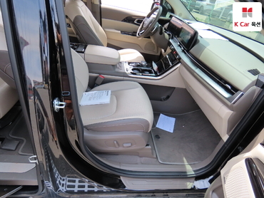 2023 - kia carnival