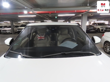 2019 - land rover range rover