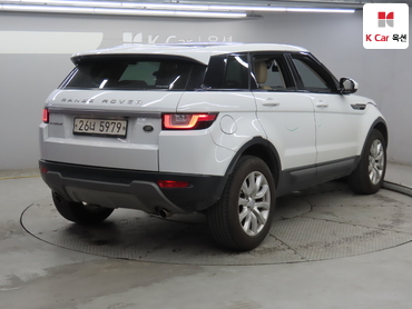 2019 - land rover range rover