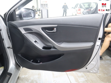 2014 - hyundai avante