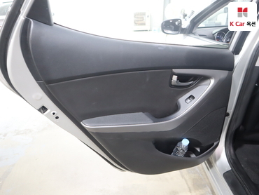 2014 - hyundai avante