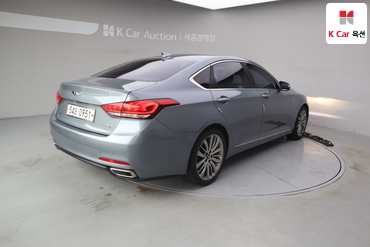 2016 - hyundai g330