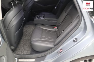 2016 - hyundai g330