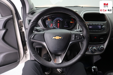 2016 - chevrolet spark