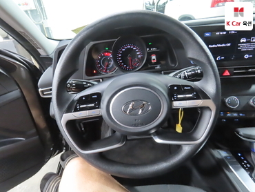 2022 - hyundai avante
