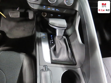2022 - hyundai avante