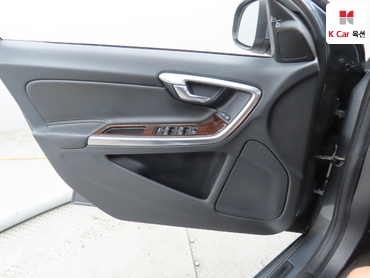 2017 - volvo s60