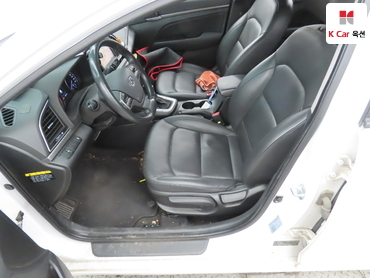 2016 - hyundai avante