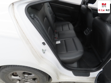 2016 - hyundai avante