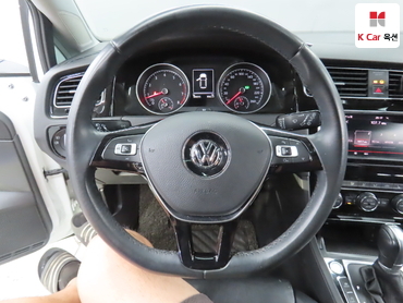 2016 - volkswagen golf