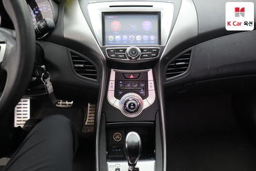 2011 - hyundai avante