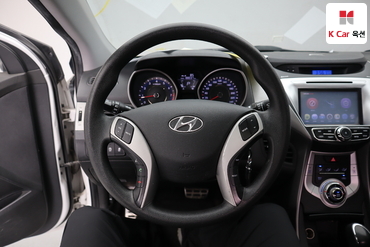 2011 - hyundai avante