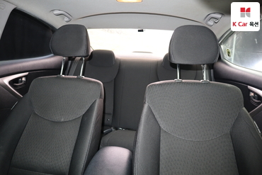 2011 - hyundai avante