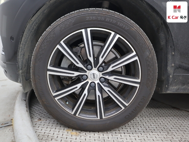 2019 - volvo xc60