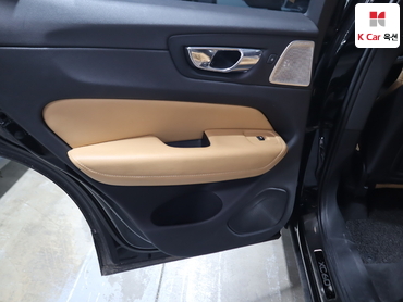 2019 - volvo xc60