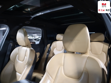 2019 - volvo xc60