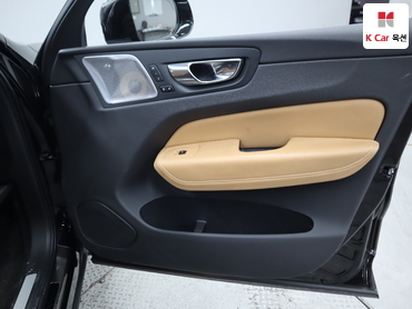 2019 - volvo xc60