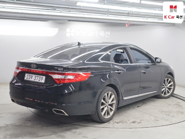 2015 - hyundai grandeur