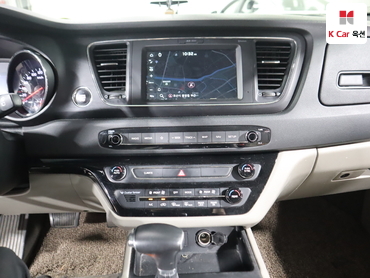 2019 - kia carnival