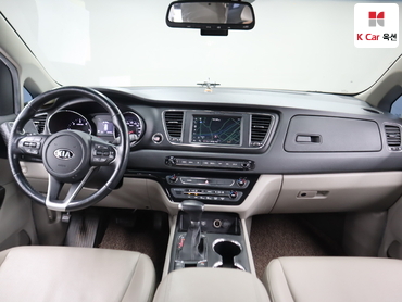 2019 - kia carnival