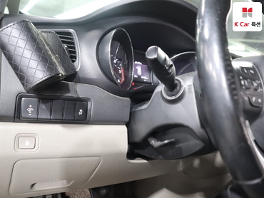 2019 - kia carnival
