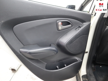 2010 - hyundai tucson
