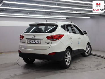 2010 - hyundai tucson