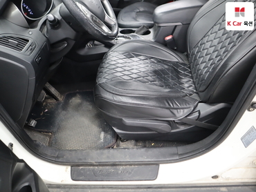 2010 - hyundai tucson