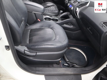 2010 - hyundai tucson