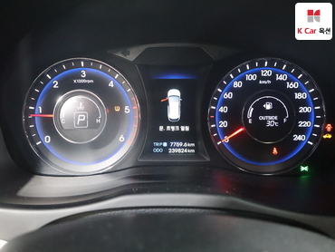 2014 - hyundai i40