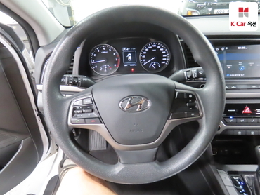 2018 - hyundai avante