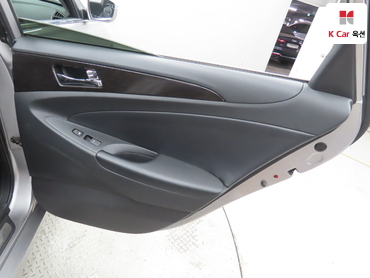 2013 - hyundai sonata