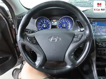 2013 - hyundai sonata