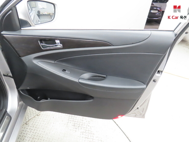 2013 - hyundai sonata