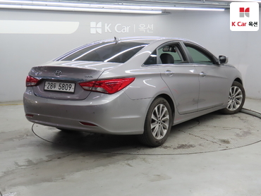 2013 - hyundai sonata