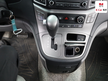 2018 - hyundai grand starex