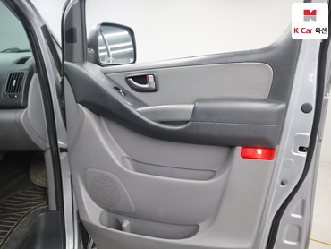 2018 - hyundai grand starex