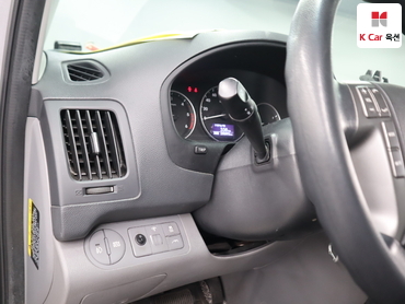 2018 - hyundai grand starex