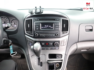 2018 - hyundai grand starex