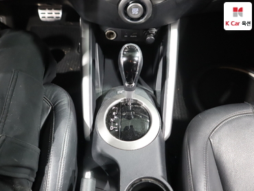 2012 - hyundai veloster