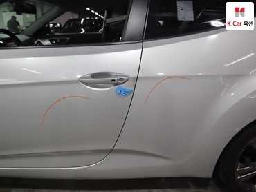 2012 - hyundai veloster