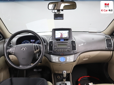 2010 - hyundai avante