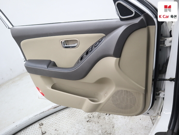 2010 - hyundai avante