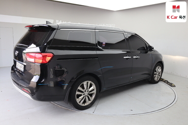 2018 - kia carnival