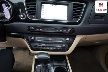 2018 - kia carnival