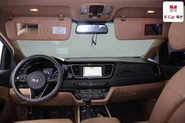 2018 - kia carnival